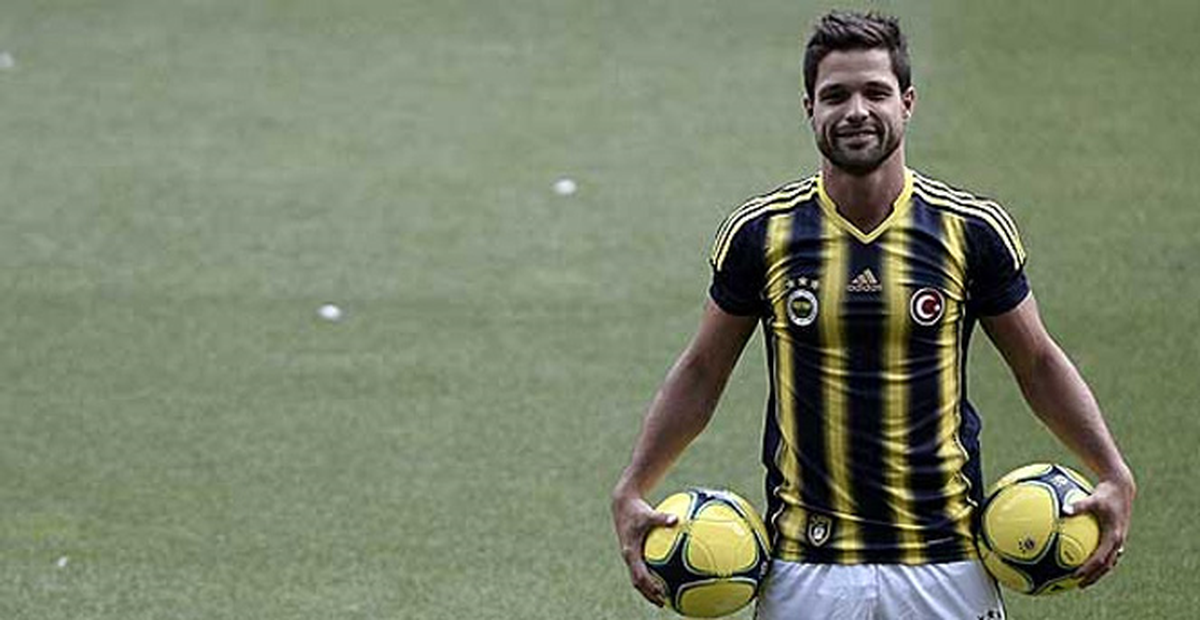 Fenerbahçe 36 Yıl Sonra Reklamsız Formayla Sezonu Açacak