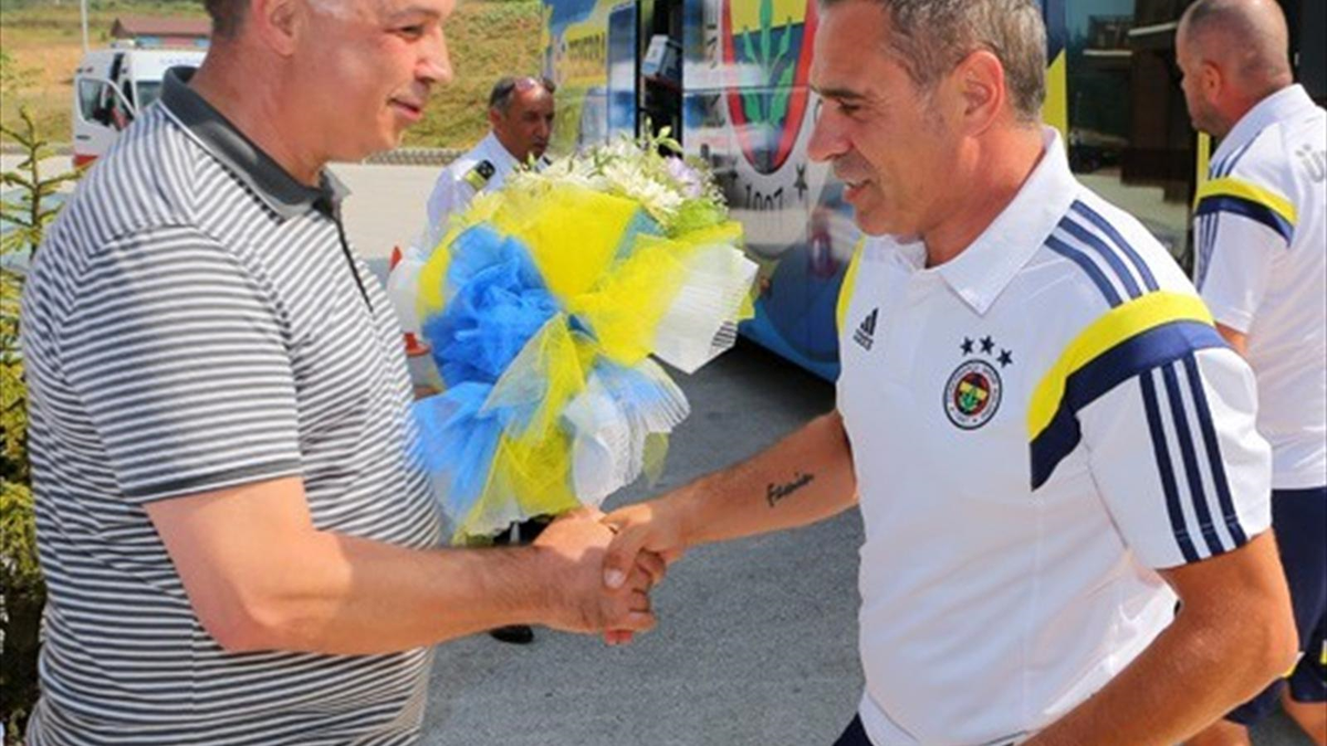 Fenerbahçe Düzce\'ye Gitti