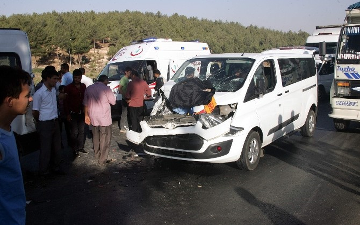 Gaziantep\'te Zincirleme Trafik Kazası: 2 Yaralı