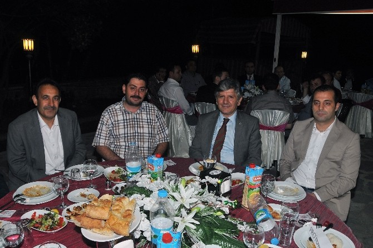 Gümüşhane\'de Milli İradeye Saygı Programı Düzenlendi