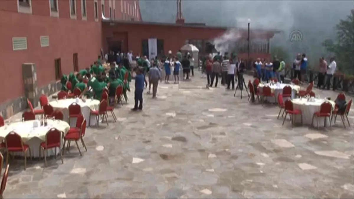 Güneş, Bursaspor\'un Kartepe kampını değerlendirdi -