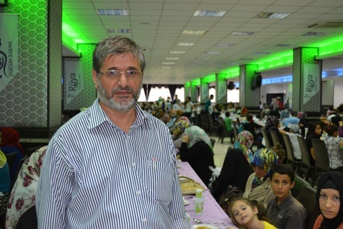 Hayır Severler Yetimler Kervanı\'nın İftarında Buluştu