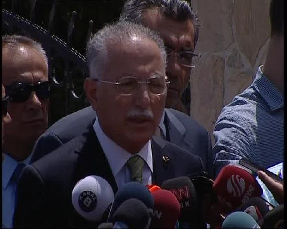 İhsanoğlu: Gaddarla Mağdur Arasında Tarafsız Olamazsınız
