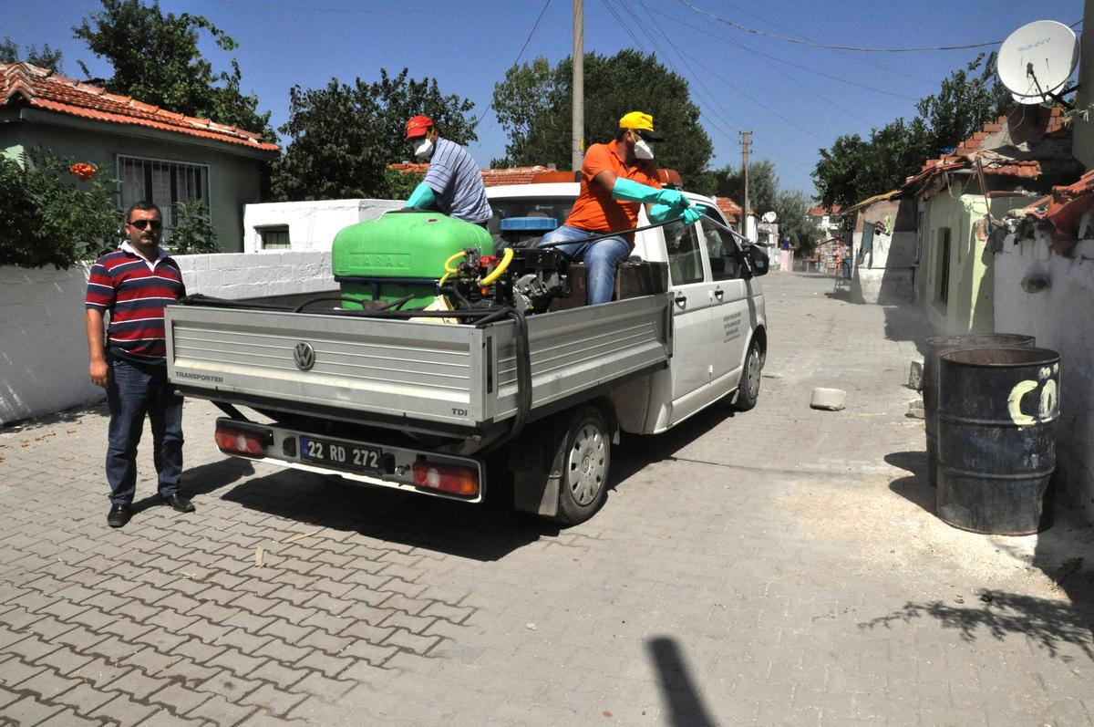 Keşan\'da Sinek Mücadelesi
