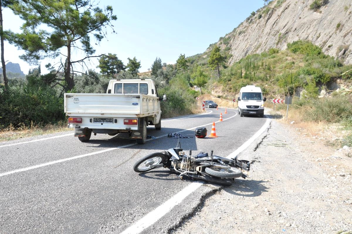 Manavgat\'ta Trafik Kazası: 1 Yaralı