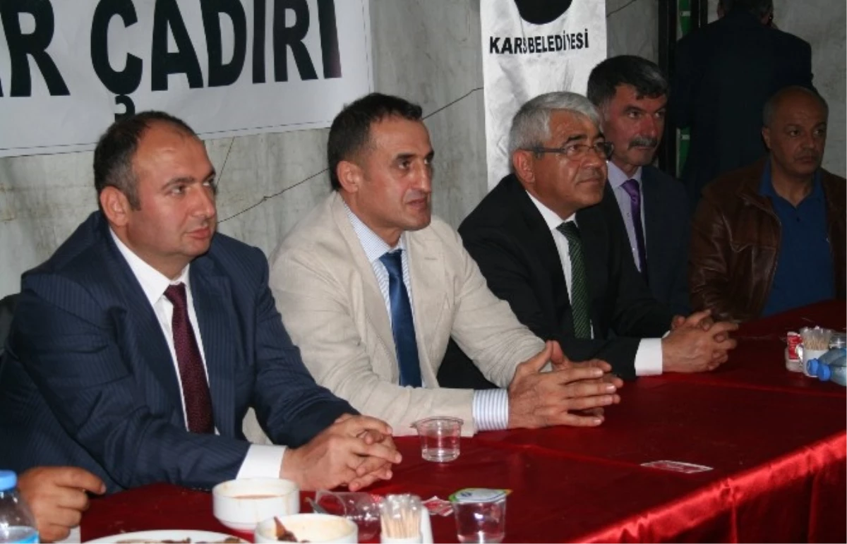 MHP Genel Başkan Yardımcısı Kaya Kars\'ta İftar Yemeğine Katıldı