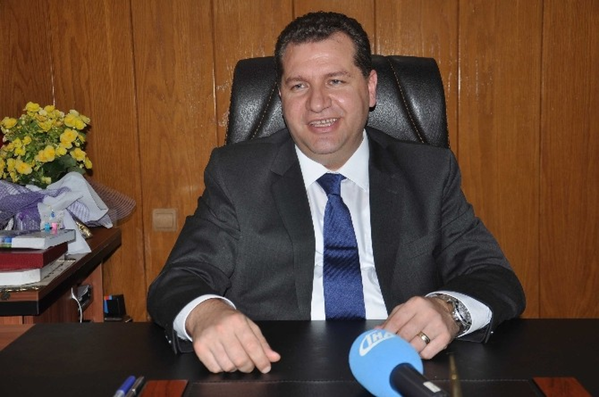 Dedektif Gibi Belediye Başkanı