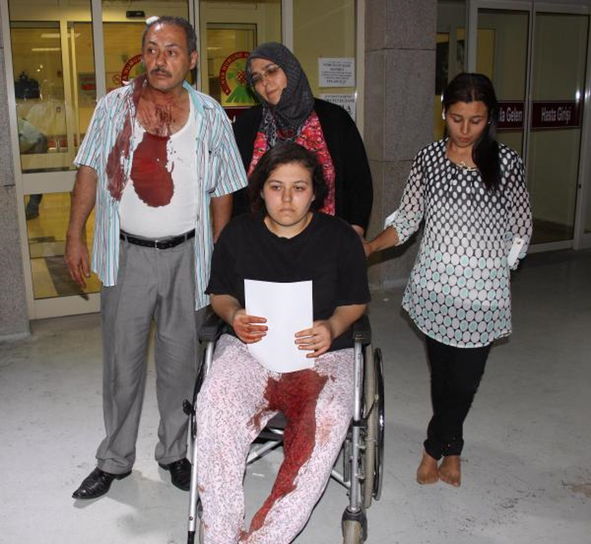 Polis Memuru ve Sevgilisinin Karıştığı Kavgada 5 Kişi Yaralandı