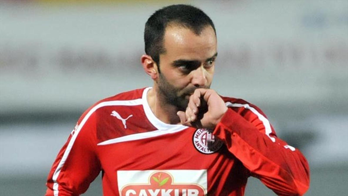 Semih\'in Yeni Takımı Başakşehir Oldu