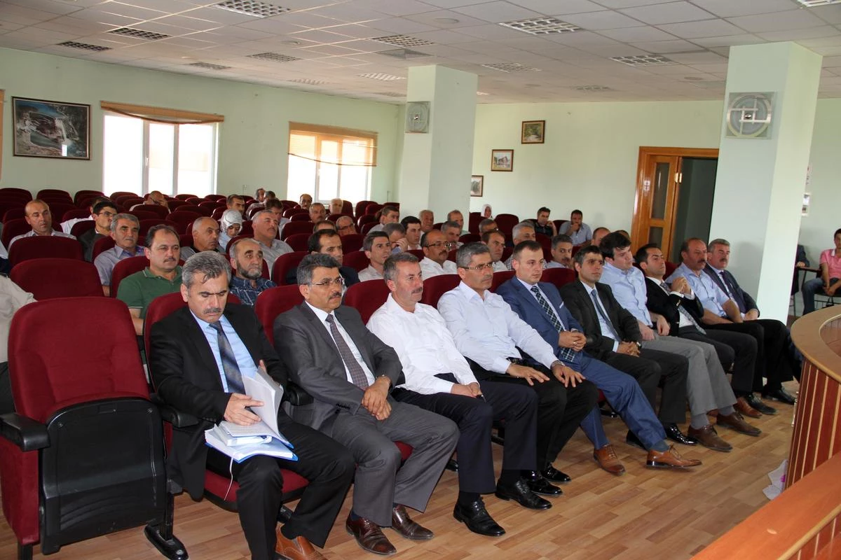 Suşehri\'nde Yerel Yönetimler ve Çevre Konulu Toplantı