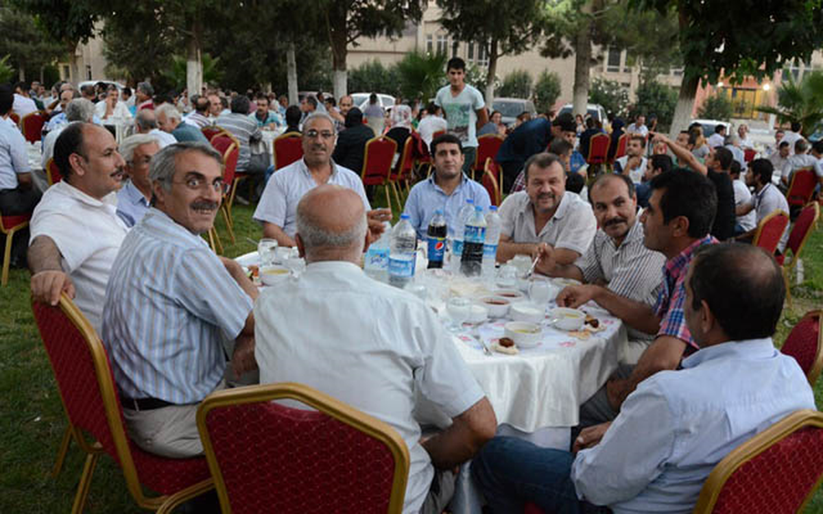 TEÇ-SEN Üyeleri İftarda Buluştu