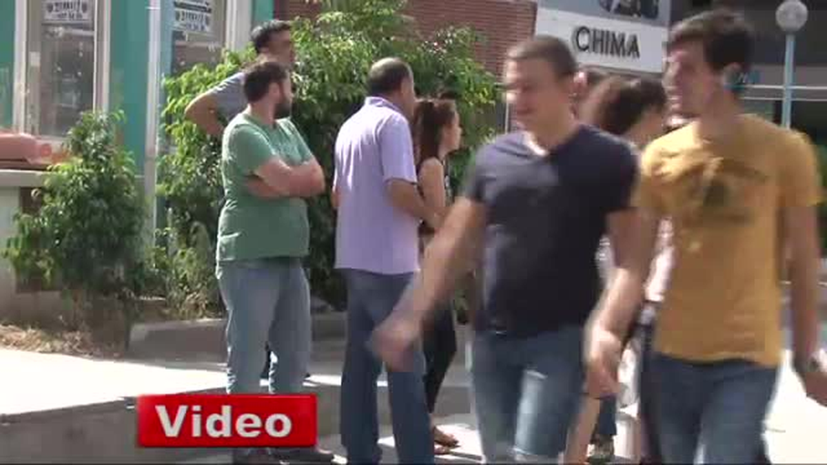 Telefonu İçin Yalvardı