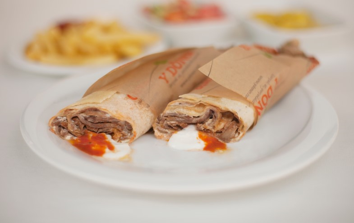 Y Döner\'in İskender Yorumu: "Dürüm İskender"