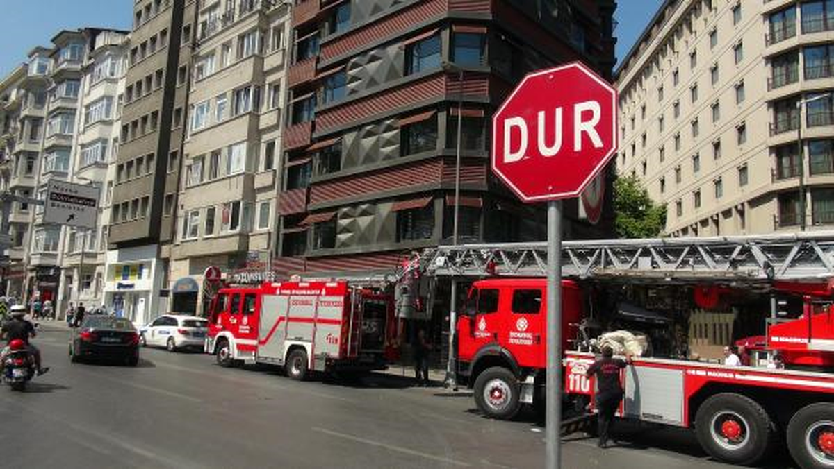 Yangına Müdahaleye Stajyer İtfaiyeci Desteği
