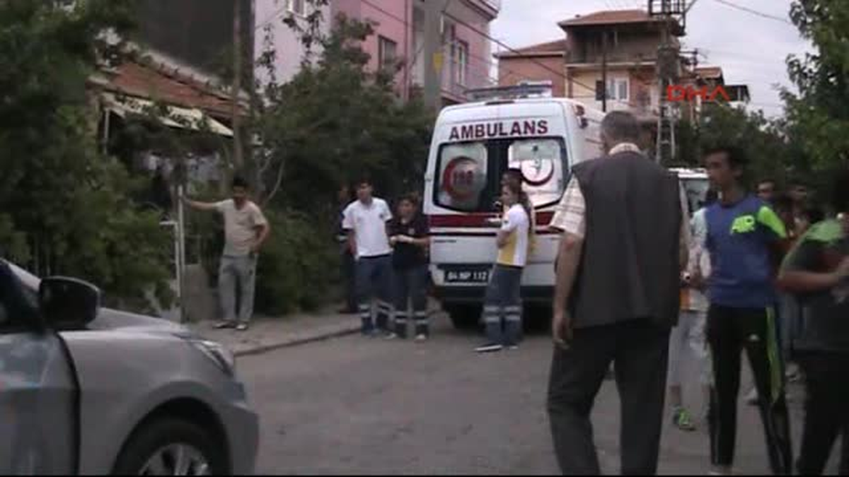 15 Yaşındaki Genç, Köpek Tasmasıyla İntihar Etti