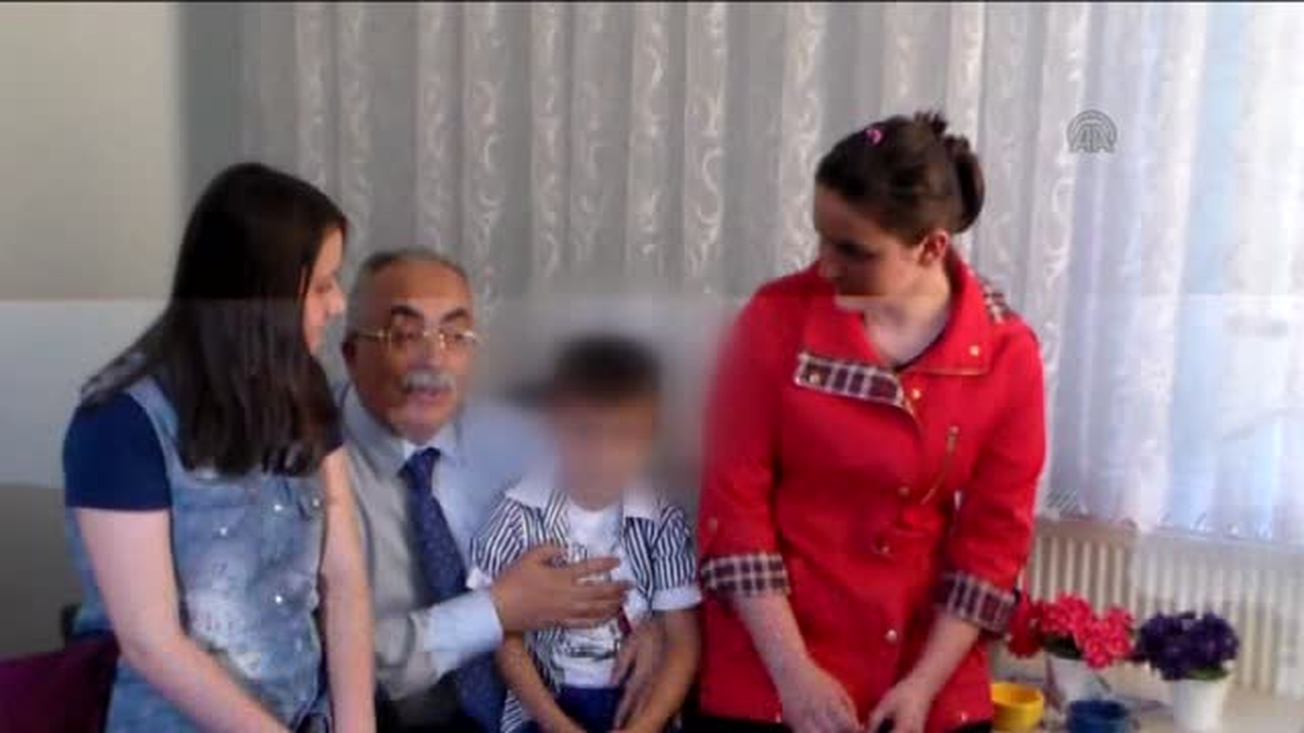 7 yaşındaki çocuk, koruyucu aileye verildi -