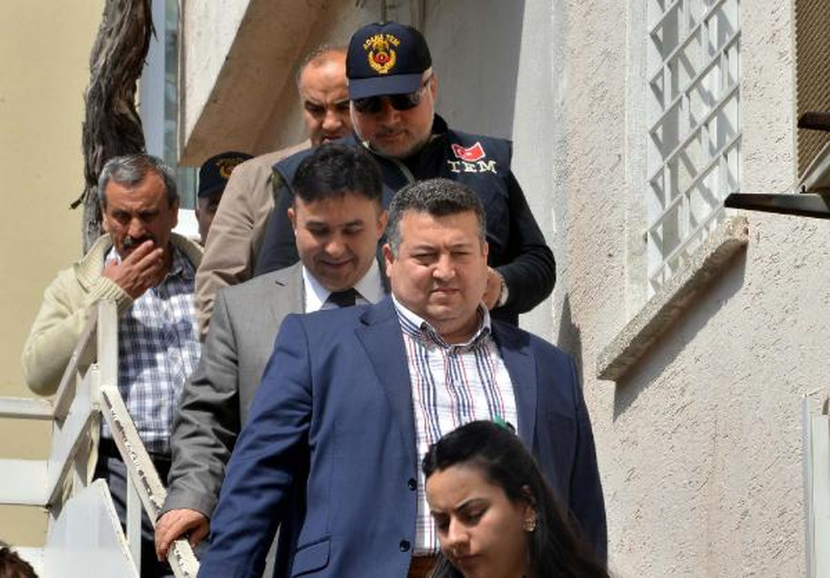 Adana\'da Yasa Dışı Dinleme İddiasıyla 10 Polisin Yargılanmasına Başlandı - 1