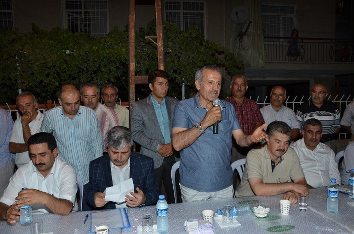 Malatya\'da AK Parti Heyeti Zaviye Mahallesini Ziyaret Etti