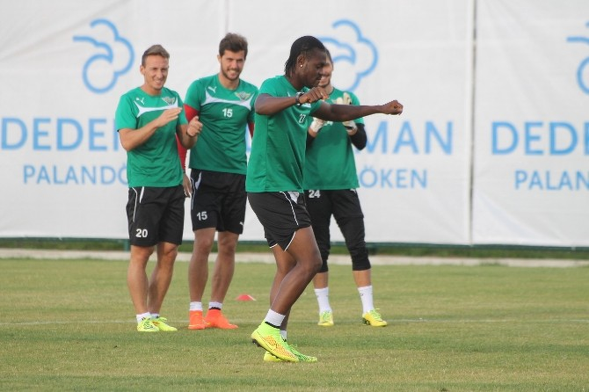 Akhisar Belediyespor\'da Çalışmalar Tam Gaz Devam Ediyor