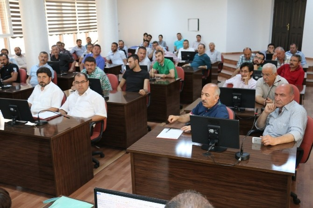 Aksaray Belediyesi Müteahhitleri Bilgilendirdi
