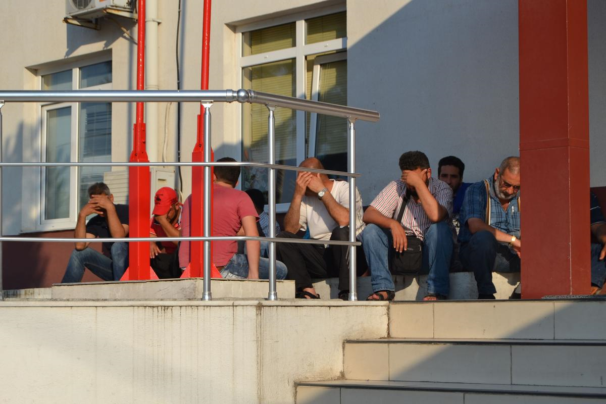 Ayvalık\'ta 34 Kaçak Yakalandı