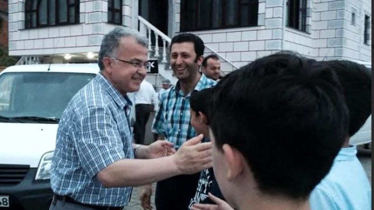 Rize Belediye Başkanı Kasap, Köyünde İftar Verdi