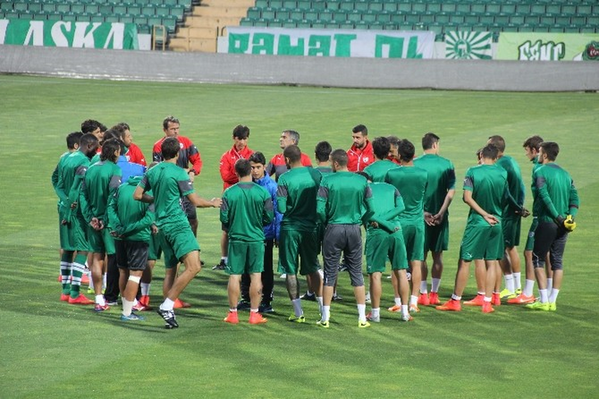 Bursaspor Chikhura Maçına Hazır