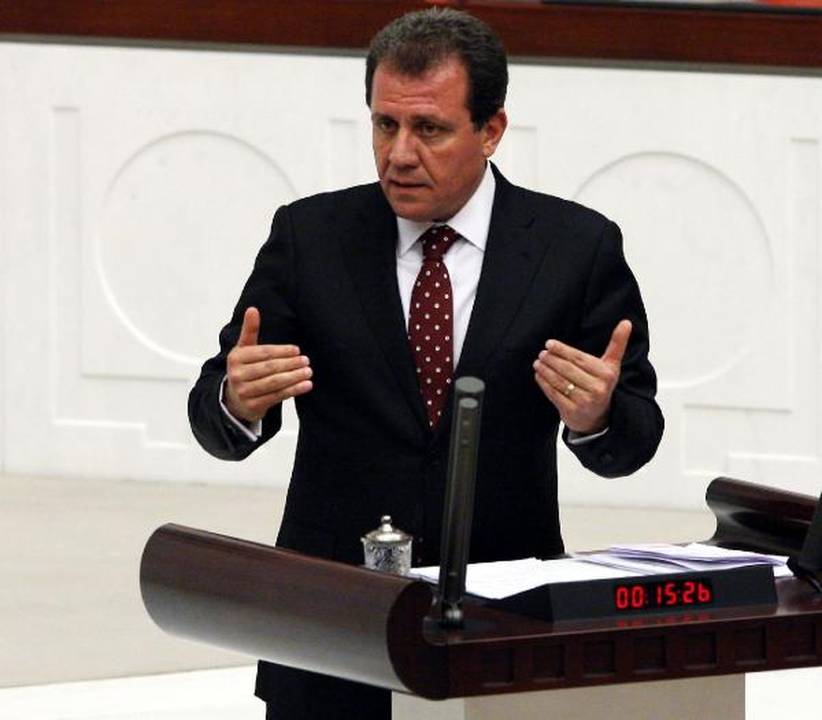 CHP\'li Seçer: Kaç Suriyeli Suça Karıştı ?
