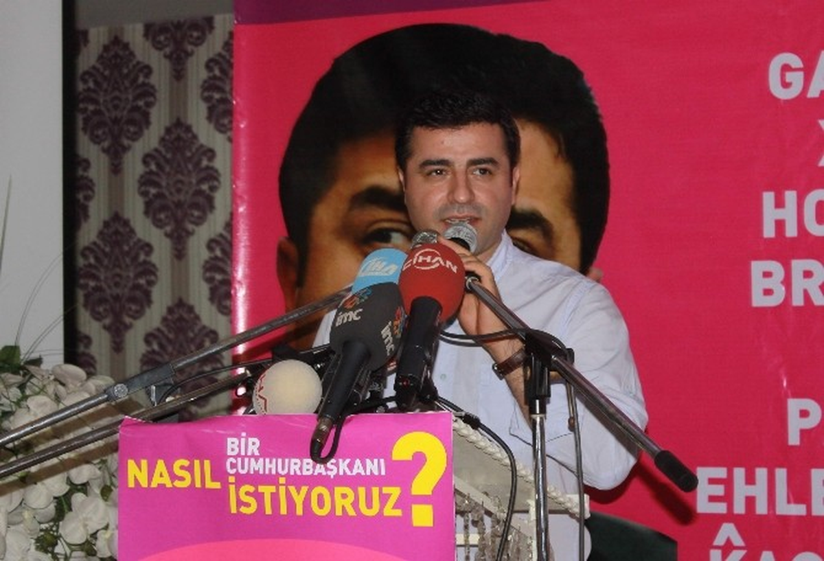 Cumhurbaşkanı Adayı Demirtaş Kocaeli\'de