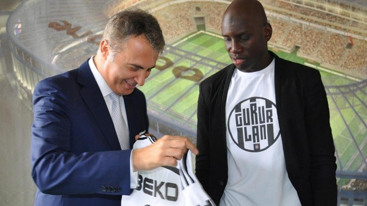 Demba Ba Formayı Giydi! İşte O Anlar