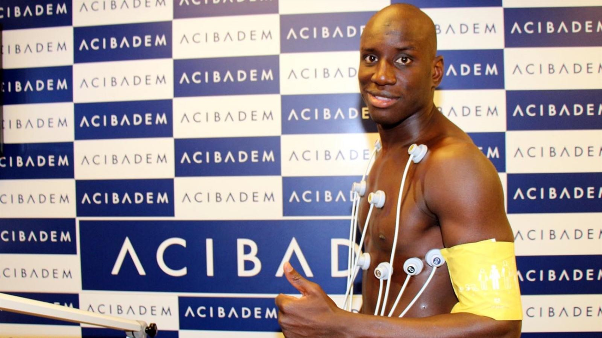 Beşiktaş\'ın Yeni Transferi Demba Ba Sağlık Kontrolünden Geçti