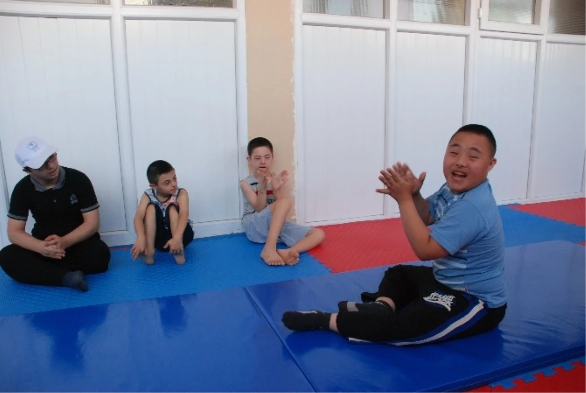 Down Sendromlu Çocuklara Cimnastik Eğitimi