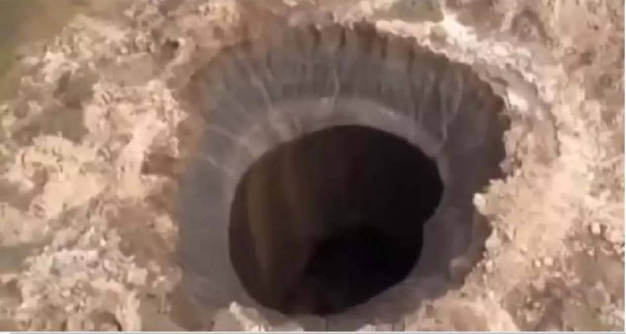 Dünyanın Ucundaki Gizemli Çukur Araştırılıyor