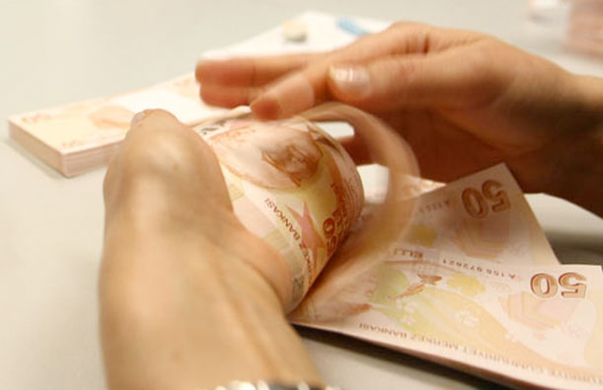 Düzeltme<br/>"Bayram Gelmeden \'Kredisi\' Geldi" Başlıklı Haberimizdeki İş Bankası\'nın "0,99"...
