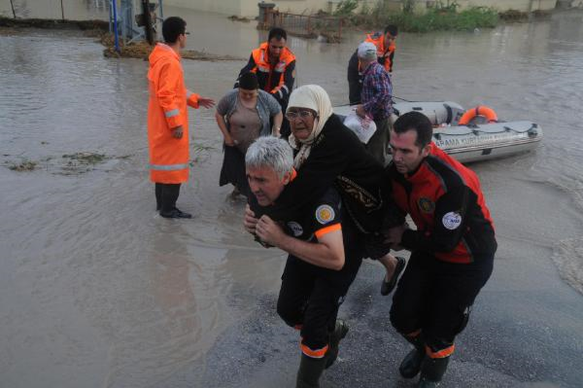 Edirne Sağanak Yağmura Teslim (6)