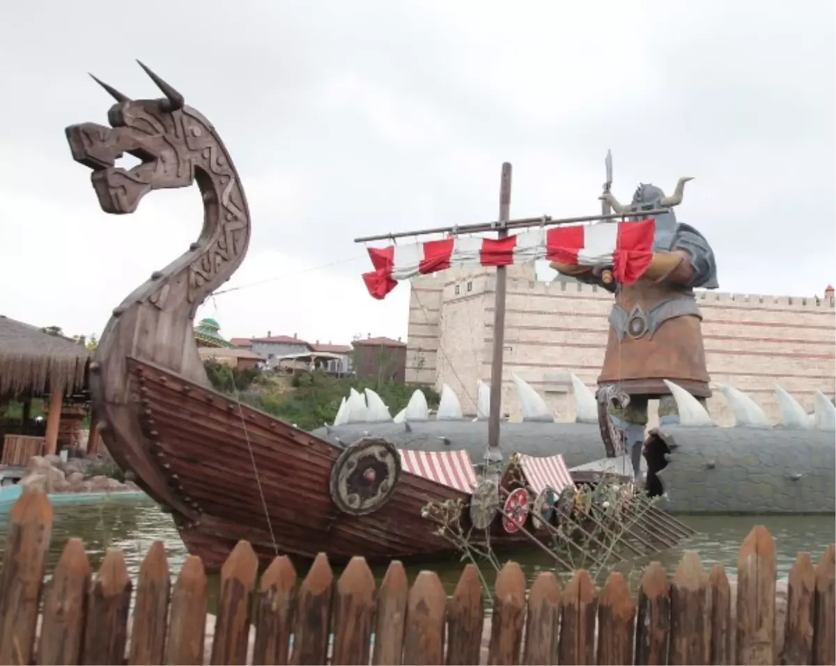 Eğlenirken En Çok Viking\'le Sulara Atlamayı Seviyoruz!