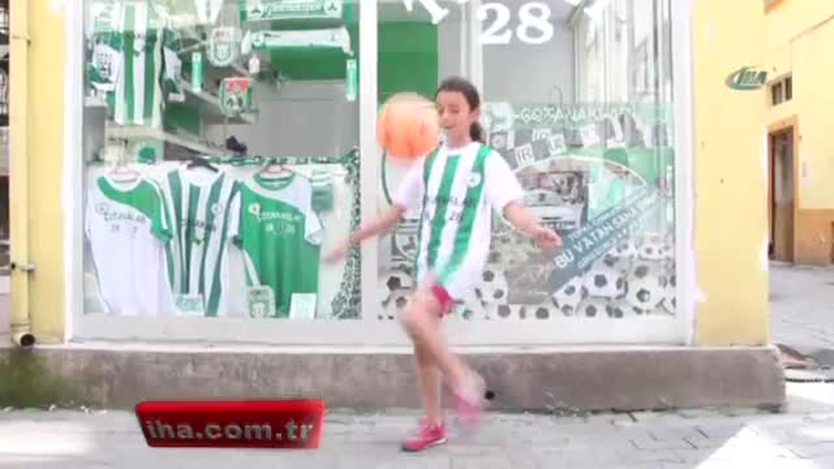 Giresun\'da Futbolcu Olmak İsteyen Kız Takım Bulamıyor