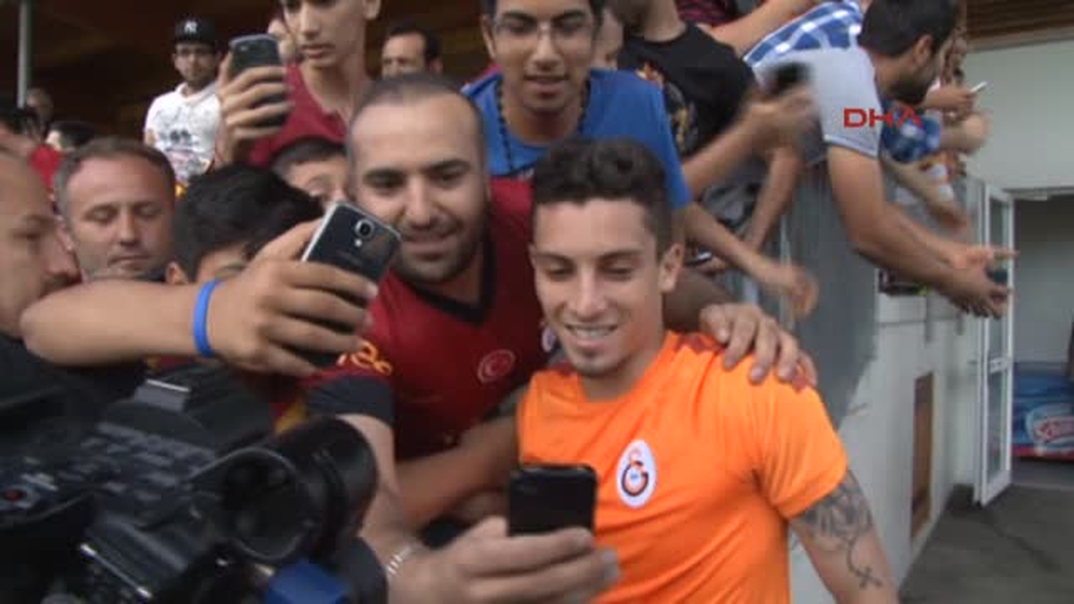 Galatasaray\'ın Avusturya Kampına Melo ve Chedjou\'da Katıldı