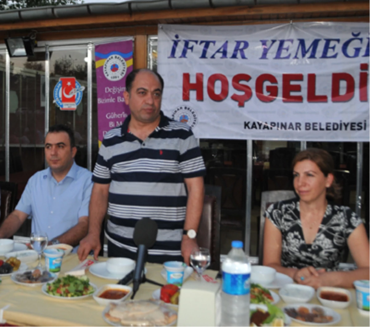 Diyarbakır\'daki Gazeteciler Kayapınar İftar Yemeğinde Bir Araya Geldi