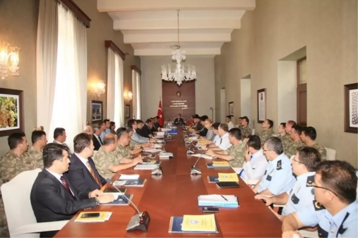 Hatay'da Seçim Güvenliği Toplantısı