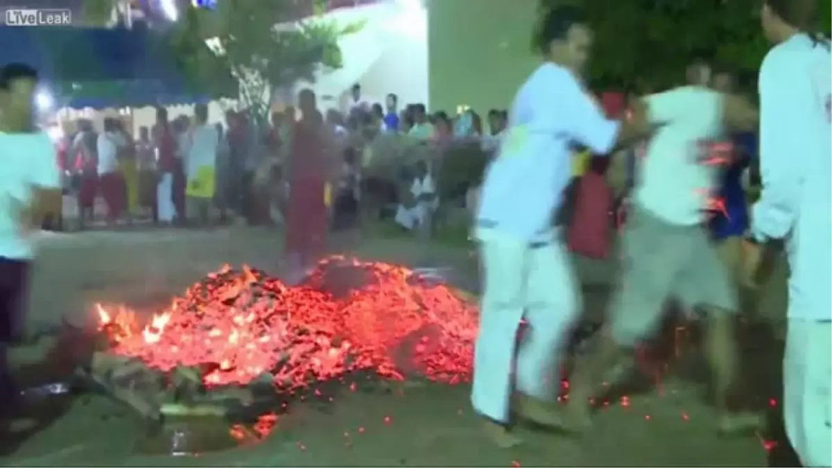 Festivalde Ateşin Üstüne Düştü