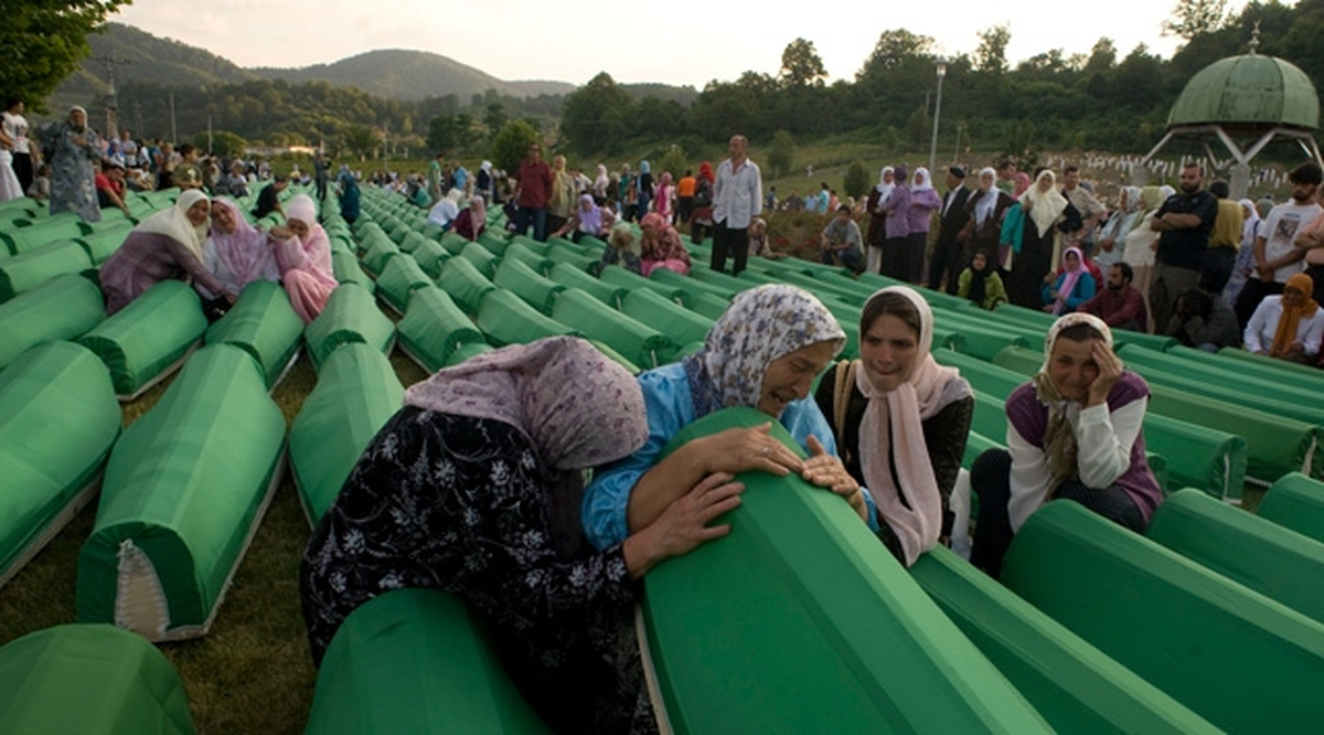 Hollanda\'nın, Srebrenitsa Soykırımından "Kısmen Suçlu" Bulunması-