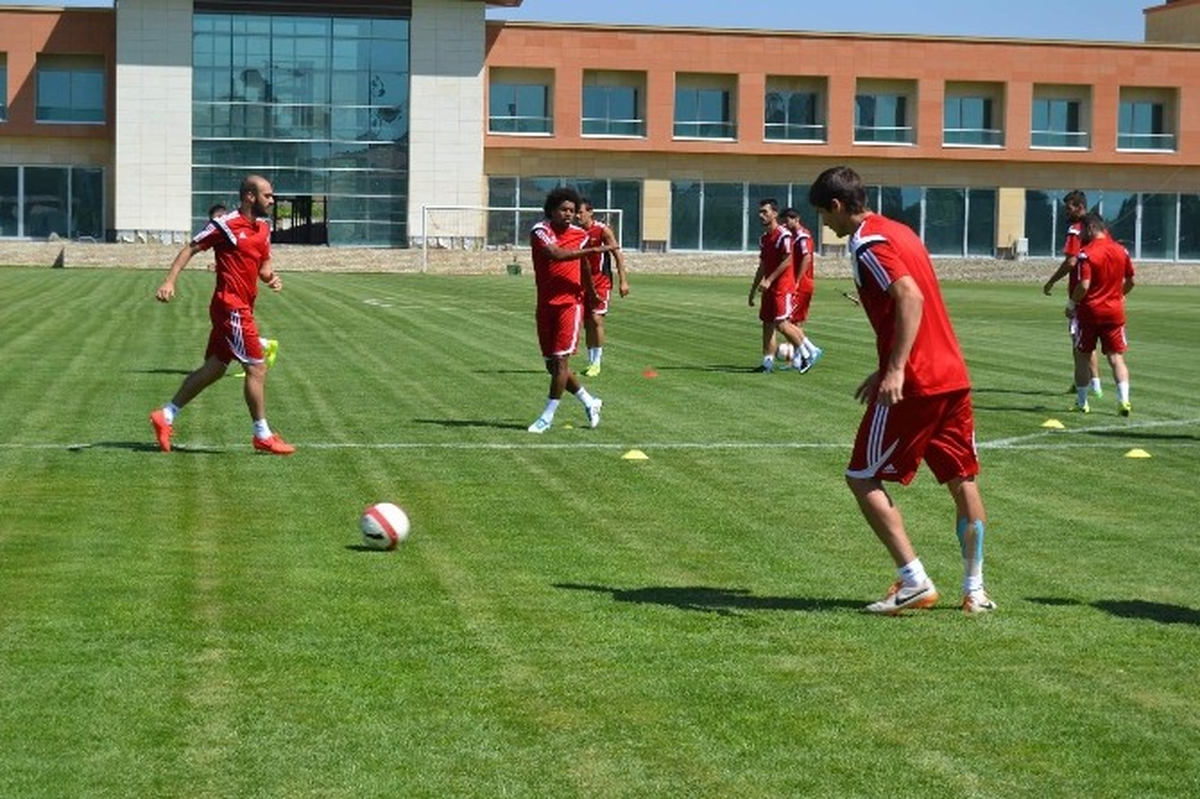 Kayserispor Yeni Sezon Hazırlıklarını Sürdürdü