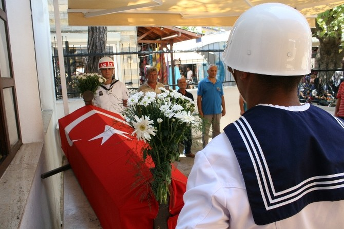 Kore Gazisi Son Yolculuğuna Askeri Törenle Uğurlandı