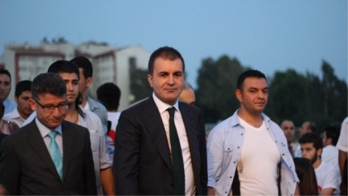 Kültür ve Turizm Bakanı Çelik Vatandaşlarla Sahur Yaptı