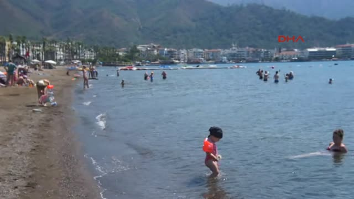 Marmaris Sıcaklıklar Arttı Plajlar Doldu