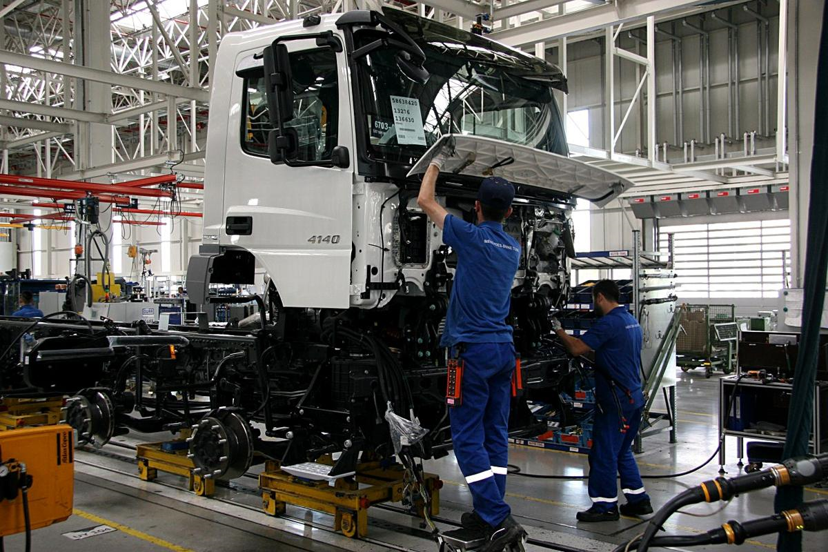 Mercedes, Aksaray Fabrikasında Yeni Model Üretimine Hazırlanıyor