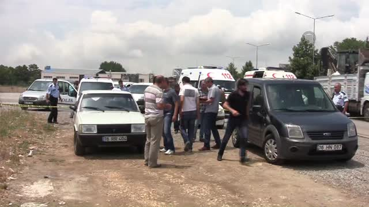 Park halindeki otomobilde ölü bulundu -