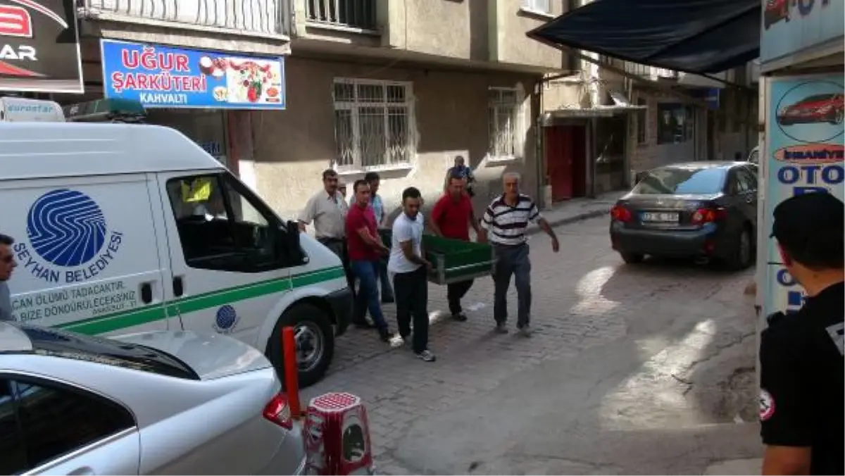 Patlamada Ölen Öğretmen, Müdahale Eden Komisere Ateş Etmeye Kalkışmış (2)