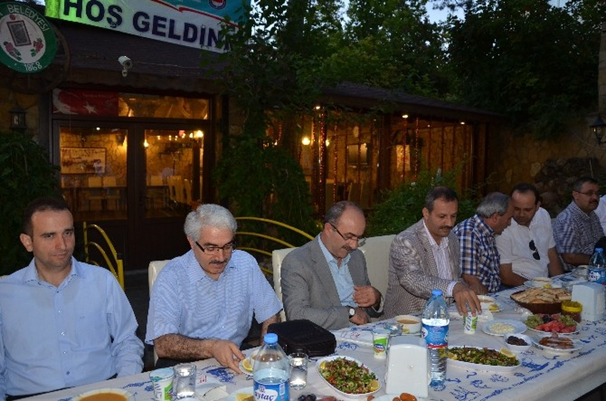 Sağlık - Sen Bünyan\'da İftar Yemeği Verdi